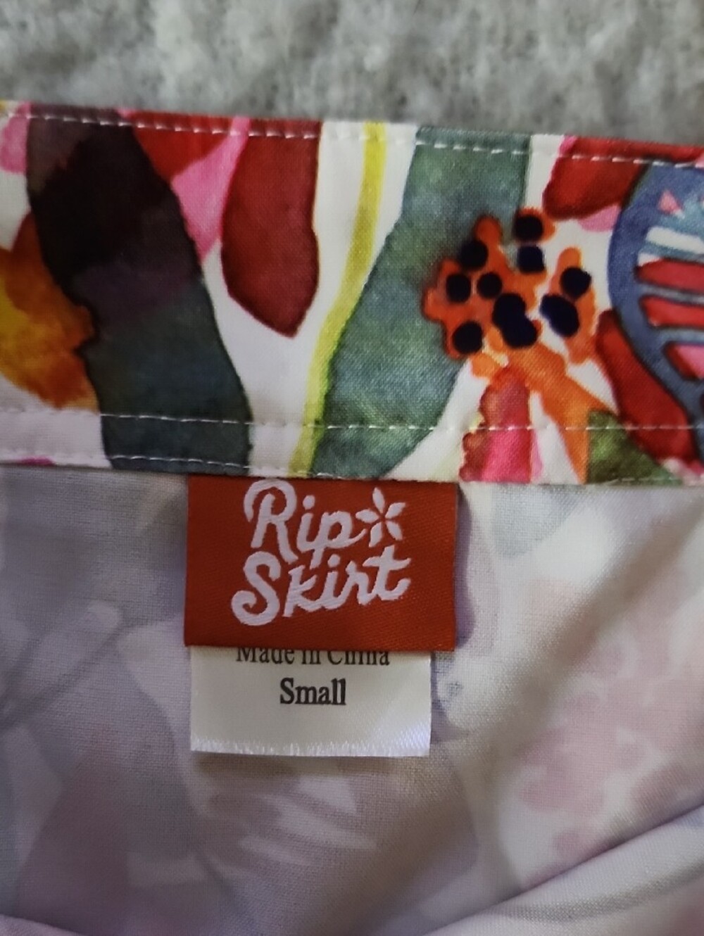 RipSkirt Hawaii Wrap Skirt Sz S Wildflower Watercolor Floral Pocket Quick Dry - Picture 2 of 11